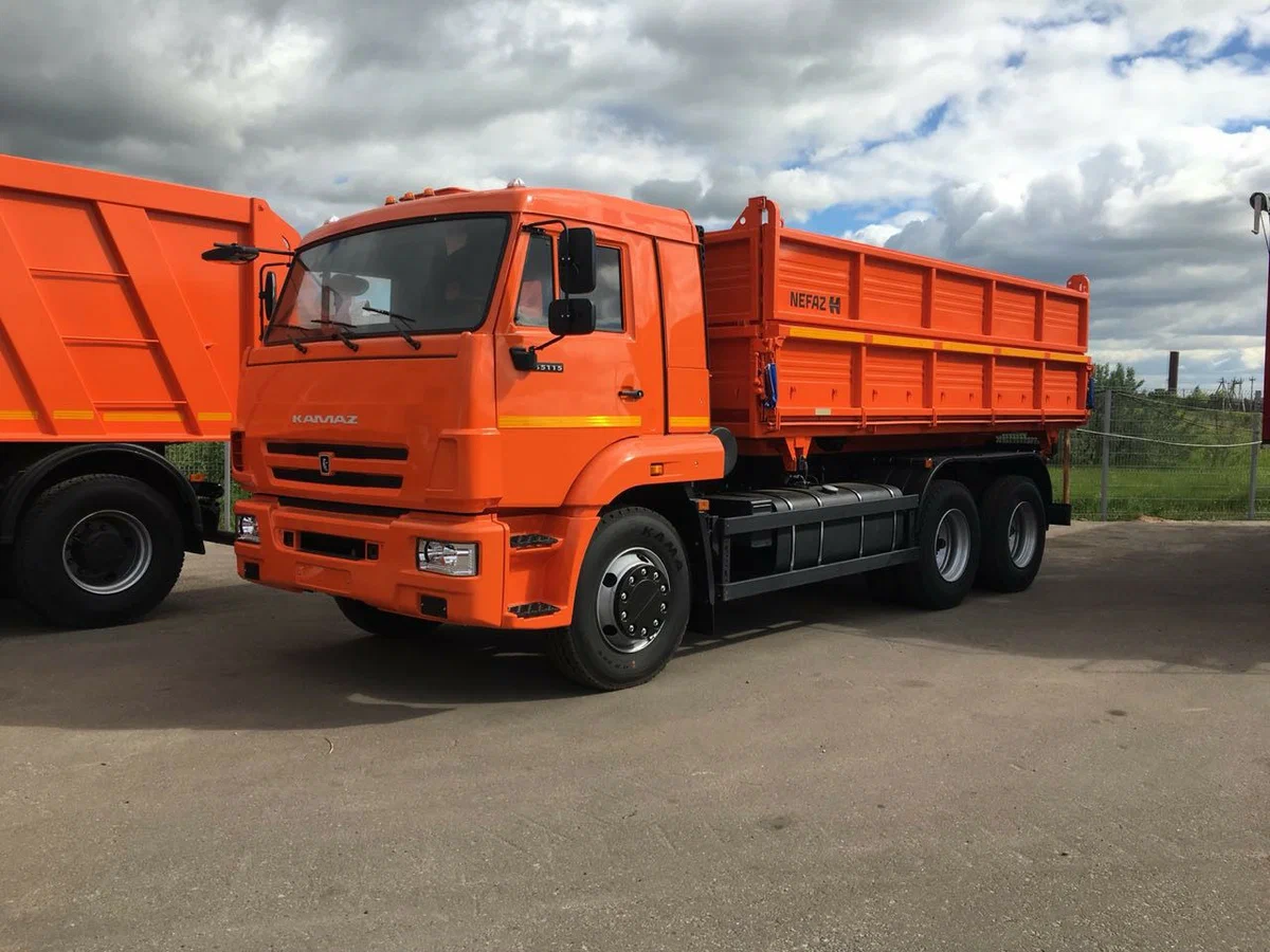 Самосвал КАМАЗ 45143-7012-56