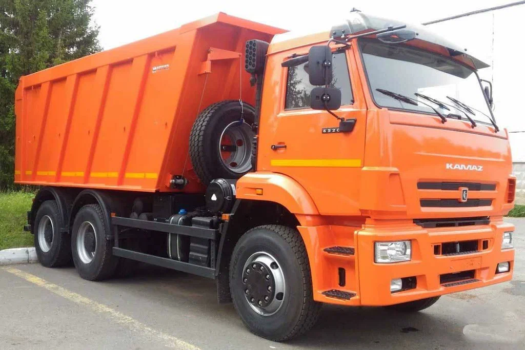Самосвал КАМАЗ 6520-26041-53