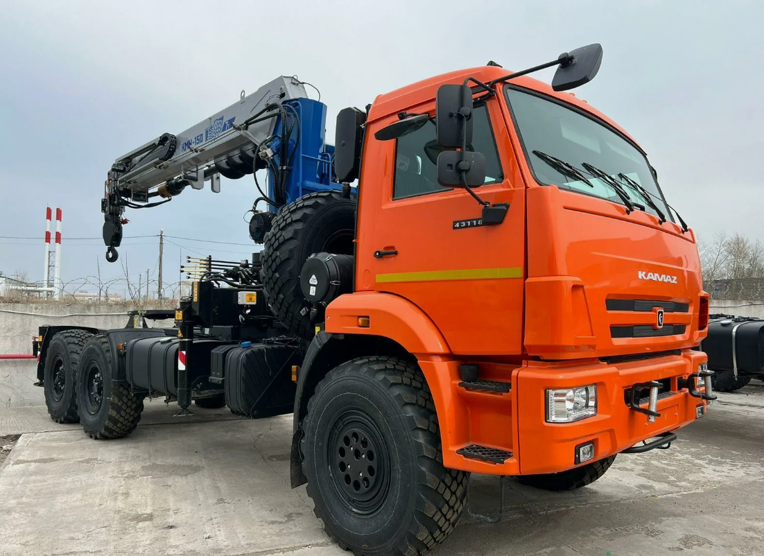 Седельный тягач Камаз 43118-48 с КМУ ГАЛИЧ-150 с буром